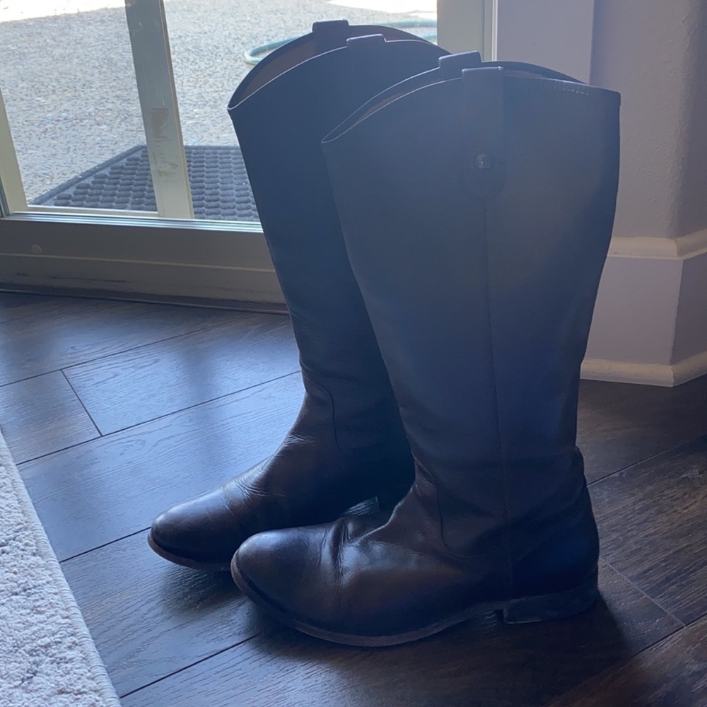 Melissa button Frye boot